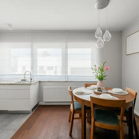 Niceone Number 8 - W Samym Centrum! Apartament